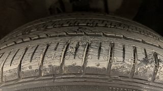 Used 2017 Hyundai Elite i20 [2014-2018] Asta 1.2 Petrol Manual tyres RIGHT FRONT TYRE TREAD VIEW