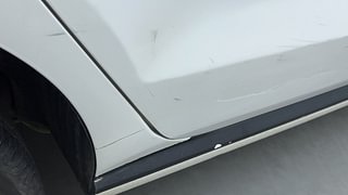 Used 2016 Volkswagen Ameo [2016-2017] Highline 1.5L AT (D) Diesel Automatic dents MINOR SCRATCH