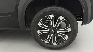 Used 2024 Renault Kiger RXZ MT Petrol Manual tyres LEFT REAR TYRE RIM VIEW