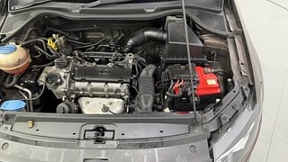 Used 2016 Volkswagen Polo [2015-2019] Highline1.2L (P) Petrol Manual engine ENGINE LEFT SIDE VIEW