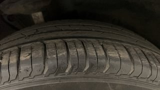 Used 2022 Skoda Slavia Active 1.0L TSI MT Petrol Manual tyres RIGHT FRONT TYRE TREAD VIEW