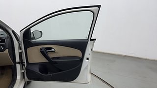 Used 2016 Volkswagen Ameo [2016-2017] Highline 1.5L AT (D) Diesel Automatic interior RIGHT FRONT DOOR OPEN VIEW