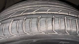 Used 2018 Toyota Innova Crysta [2016-2020] 2.4 Z 7STR Diesel Manual tyres RIGHT FRONT TYRE TREAD VIEW
