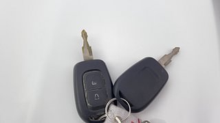 Used 2018 Renault Kwid [2015-2019] RXT Petrol Manual extra CAR KEY VIEW