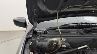 Used 2020 Maruti Suzuki Alto 800 LXI Opt S-CNG Petrol+cng Manual engine ENGINE RIGHT SIDE HINGE & APRON VIEW