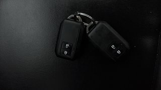 Used 2021 Maruti Suzuki Baleno [2019-2022] Zeta Petrol Petrol Manual extra CAR KEY VIEW