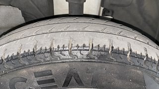 Used 2018 Renault Kwid [2015-2019] RXT Petrol Manual tyres RIGHT FRONT TYRE TREAD VIEW