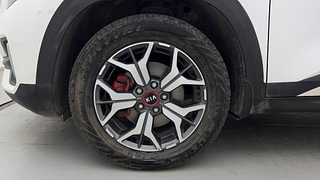 Used 2020 Kia Seltos GTX Plus AT D Diesel Automatic tyres LEFT FRONT TYRE RIM VIEW