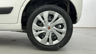 Used 2013 Maruti Suzuki Wagon R 1.0 [2010-2019] VXi Petrol Manual tyres LEFT REAR TYRE RIM VIEW