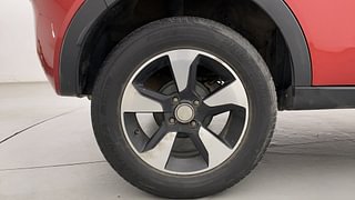 Used 2017 Tata Nexon [2017-2020] XZ Plus Dual Tone Roof Diesel Diesel Manual tyres RIGHT REAR TYRE RIM VIEW