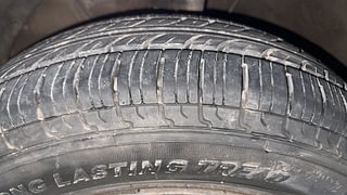 Used 2018 Maruti Suzuki Swift [2017-2021] VXI AMT Petrol Automatic tyres LEFT FRONT TYRE TREAD VIEW