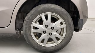 Used 2014 Honda Brio [2011-2016] VX AT Petrol Automatic tyres LEFT REAR TYRE RIM VIEW