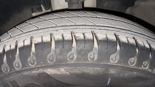 Used 2020 Renault Kwid 1.0L RXT(O) AMT Petrol Automatic tyres LEFT FRONT TYRE TREAD VIEW
