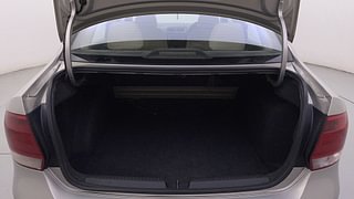 Used 2013 volkswagen Vento 1.6L Highline Diesel Diesel Manual interior DICKY INSIDE VIEW