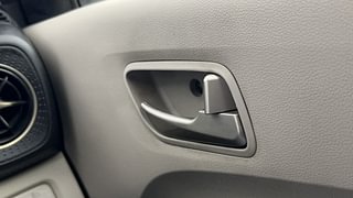 Used 2019 Hyundai New Santro 1.1 Magna Petrol Manual top_features Central locking