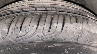 Used 2015 Tata Zest [2014-2019] XMA Diesel Diesel Automatic tyres RIGHT FRONT TYRE TREAD VIEW