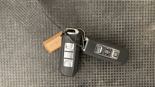 Used 2021 MG Motors Hector Plus Smart 2.0 Diesel Turbo MT 7-STR Diesel Manual extra CAR KEY VIEW
