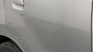 Used 2014 Maruti Suzuki Stingray [2013-2019] VXi Petrol Manual dents MINOR SCRATCH