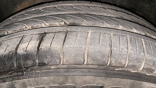 Used 2013 Volkswagen Polo [2010-2014] Highline1.2L (P) Petrol Manual tyres RIGHT REAR TYRE TREAD VIEW