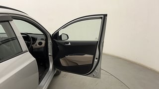 Used 2017 Hyundai Grand i10 [2013-2017] Asta (O) AT 1.2 kappa VTVT Petrol Automatic interior RIGHT FRONT DOOR OPEN VIEW