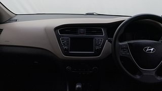 Used 2018 Hyundai Elite i20 [2018-2020] Asta CVT Petrol Automatic interior MUSIC SYSTEM & AC CONTROL VIEW
