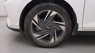 Used 2021 Hyundai New i20 Asta (O) 1.0 Turbo DCT Petrol Automatic tyres LEFT FRONT TYRE RIM VIEW