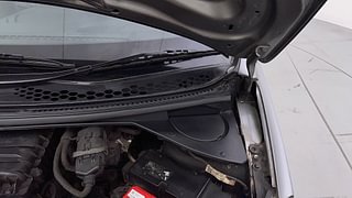 Used 2018 Tata Tiago [2016-2020] Revotron XZ Petrol Manual engine ENGINE LEFT SIDE HINGE & APRON VIEW