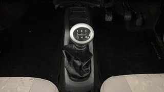 Used 2016 Maruti Suzuki Wagon R 1.0 [2010-2019] VXi Petrol Manual interior GEAR  KNOB VIEW