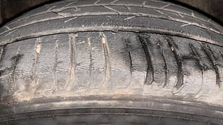 Used 2021 Hyundai New i20 Asta (O) 1.0 Turbo DCT Petrol Automatic tyres RIGHT REAR TYRE TREAD VIEW