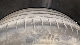 Used 2020 Maruti Suzuki Baleno [2019-2022] Zeta Petrol Petrol Manual tyres LEFT REAR TYRE TREAD VIEW