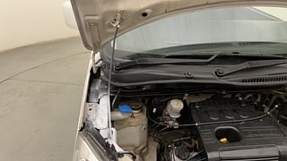 Used 2014 Maruti Suzuki Wagon R 1.0 [2010-2019] VXi Petrol Manual engine ENGINE RIGHT SIDE HINGE & APRON VIEW