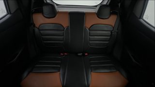 Used 2018 Renault Kwid [2015-2019] 1.0 RXT AMT Opt Petrol Automatic interior REAR SEAT CONDITION VIEW
