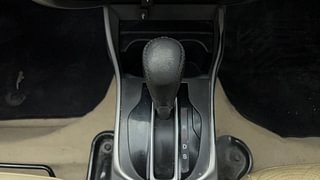 Used 2018 Honda City [2017-2020] ZX CVT Petrol Automatic interior GEAR  KNOB VIEW