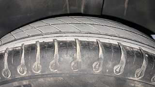 Used 2020 Renault Kwid 1.0L RXT(O) AMT Petrol Automatic tyres LEFT REAR TYRE TREAD VIEW