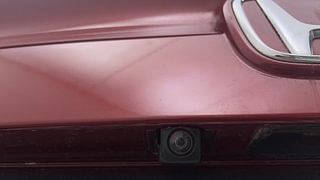 Used 2020 Honda Civic [2019-2021] V CVT Petrol Petrol Automatic top_features Rear camera