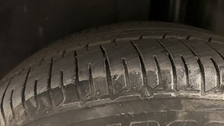 Used 2017 Maruti Suzuki Ciaz [2014-2017] ZXi AT Petrol Automatic tyres LEFT REAR TYRE TREAD VIEW