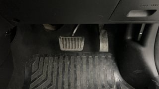 Used 2016 Hyundai Xcent [2014-2017] SX AT (O) Petrol Petrol Automatic interior PEDALS VIEW
