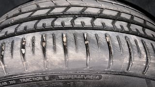 Used 2023 Toyota Glanza V AMT Petrol Automatic tyres RIGHT REAR TYRE TREAD VIEW