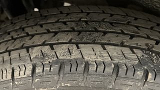 Used 2014 Maruti Suzuki Stingray [2013-2019] VXi Petrol Manual tyres RIGHT REAR TYRE TREAD VIEW