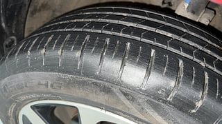 Used 2022 Toyota Glanza V AMT Petrol Automatic tyres RIGHT FRONT TYRE TREAD VIEW