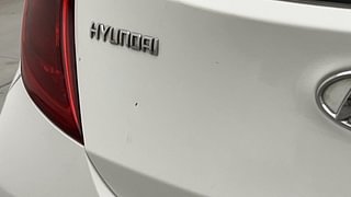 Used 2015 Hyundai Eon [2011-2018] Magna Petrol Manual dents MINOR SCRATCH