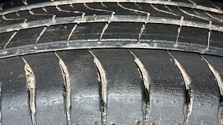 Used 2019 Hyundai New Santro 1.1 Magna Petrol Manual tyres RIGHT FRONT TYRE TREAD VIEW