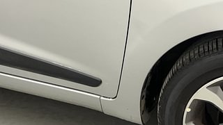 Used 2016 Hyundai Xcent [2014-2017] SX AT (O) Petrol Petrol Automatic dents MINOR SCRATCH