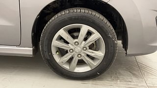 Used 2014 Maruti Suzuki Stingray [2013-2019] VXi Petrol Manual tyres RIGHT FRONT TYRE RIM VIEW
