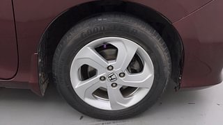 Used 2015 Honda City [2014-2017] V Petrol Manual tyres RIGHT FRONT TYRE RIM VIEW