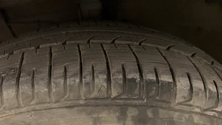 Used 2017 Maruti Suzuki Ciaz [2014-2017] ZXi AT Petrol Automatic tyres LEFT FRONT TYRE TREAD VIEW