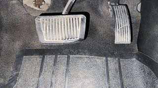 Used 2016 Hyundai Grand i10 [2013-2017] Asta AT 1.2 Kappa VTVT Petrol Automatic interior PEDALS VIEW