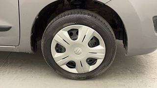 Used 2016 Maruti Suzuki Wagon R 1.0 [2015-2019] VXI AMT Petrol Automatic tyres RIGHT FRONT TYRE RIM VIEW
