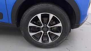 Used 2020 Tata Nexon XZA Plus AMT Petrol Petrol Automatic tyres RIGHT FRONT TYRE RIM VIEW