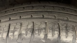 Used 2017 Hyundai Elite i20 [2014-2018] Sportz 1.2 Petrol Manual tyres LEFT FRONT TYRE TREAD VIEW